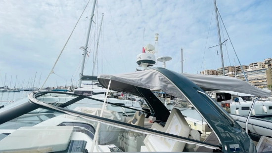 Bavaria Yachts S33 d’occasion à vendre