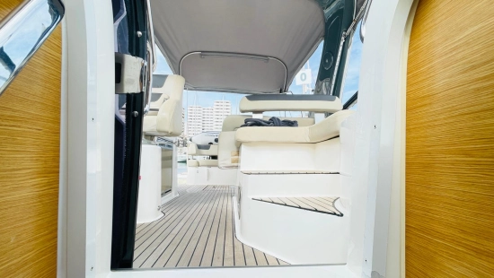 Bavaria Yachts S33 d’occasion à vendre