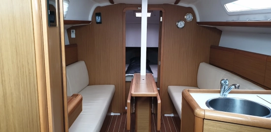 Jeanneau Sun Odyssey 30i preowned for sale