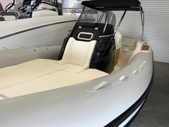 Joker boat Clubman 28 neu zum verkauf