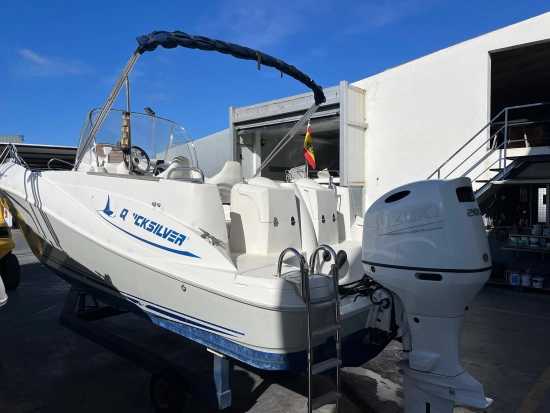 Quicksilver Commander 720 gebraucht zum verkauf