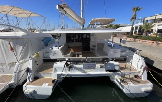 Fountaine Pajot Isla 40 brand new for sale