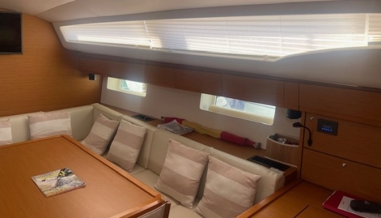 Jeanneau Yachts 54 preowned for sale