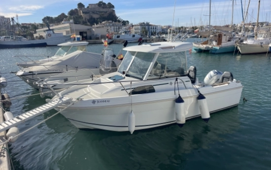 Jeanneau Merry Fisher 580 preowned for sale