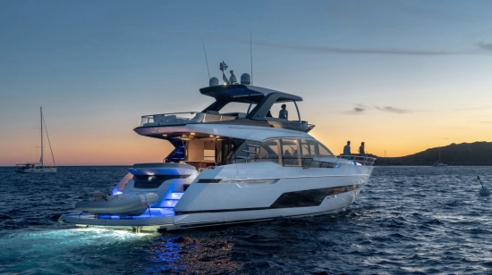 Fairline Squadron 68 neu zum verkauf