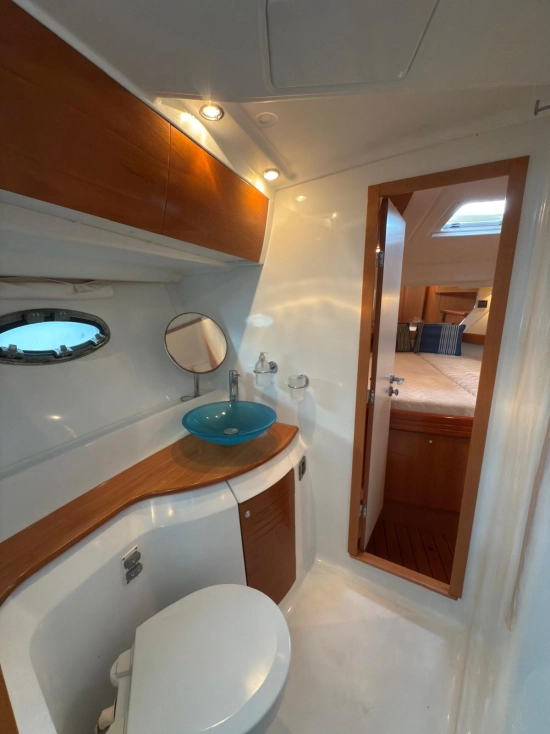 Beneteau Antares 12 Fly preowned for sale