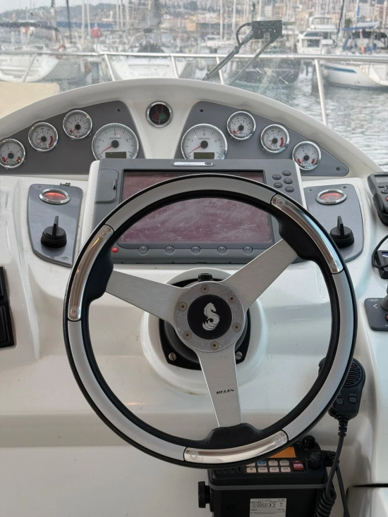 Beneteau Antares 12 Fly preowned for sale
