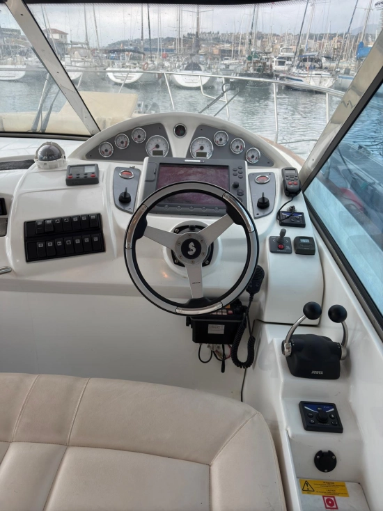 Beneteau Antares 12 Fly preowned for sale
