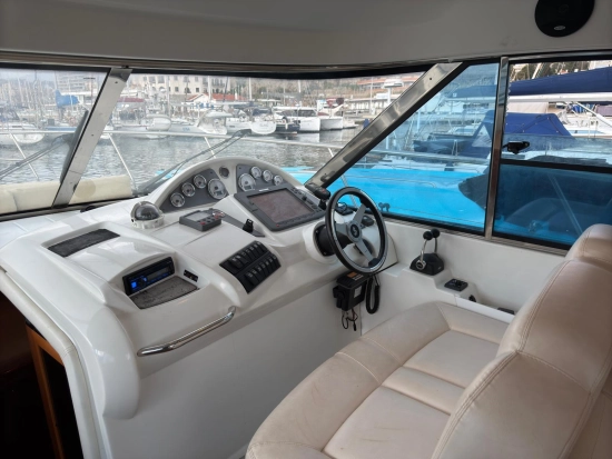 Beneteau Antares 12 Fly preowned for sale