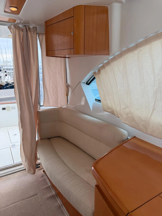 Beneteau Antares 12 Fly preowned for sale
