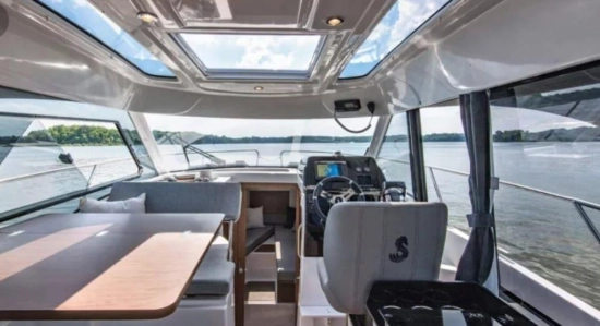 Beneteau Antares 9 gebraucht zum verkauf