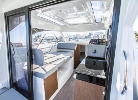 Beneteau Antares 9 gebraucht zum verkauf