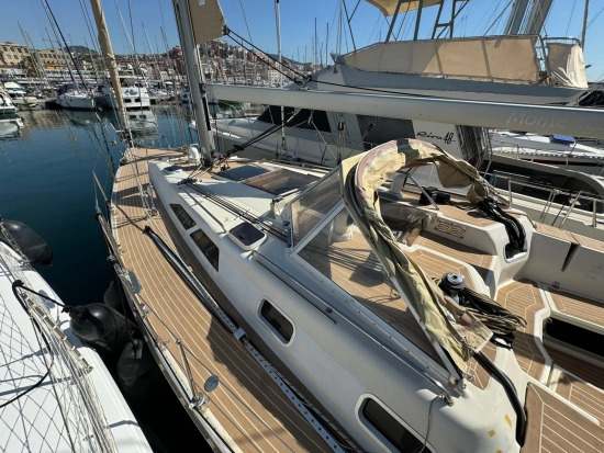 Bavaria Yachts 390 Lagoon gebraucht zum verkauf