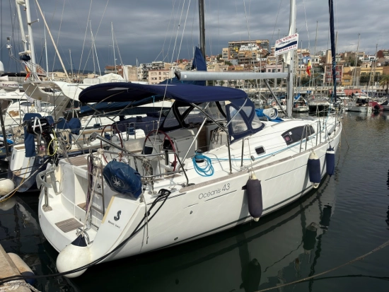 Beneteau Oceanis 43 d’occasion à vendre