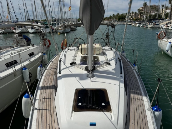 Bavaria Yachts 34 Cruiser preowned for sale