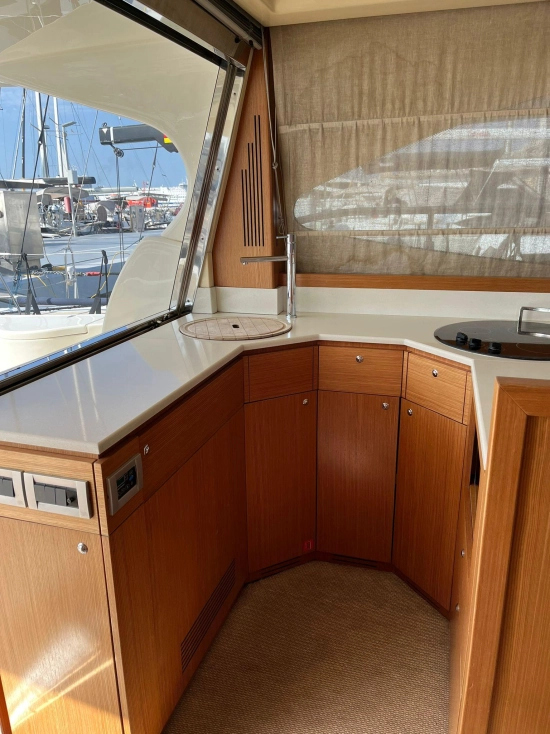 Ferretti 470 gebraucht zum verkauf