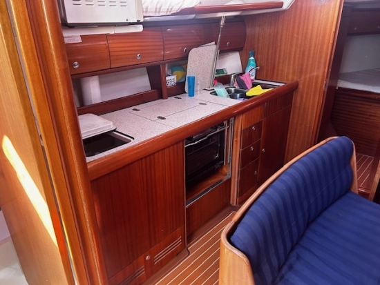 Bavaria Yachts 38 Cruiser preowned for sale