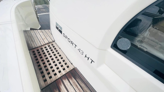 Bavaria Yachts 43 Sport HT gebraucht zum verkauf