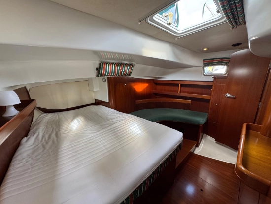 Beneteau Oceanis 36 CC gebraucht zum verkauf