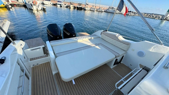 Quicksilver Sundeck 875 gebraucht zum verkauf