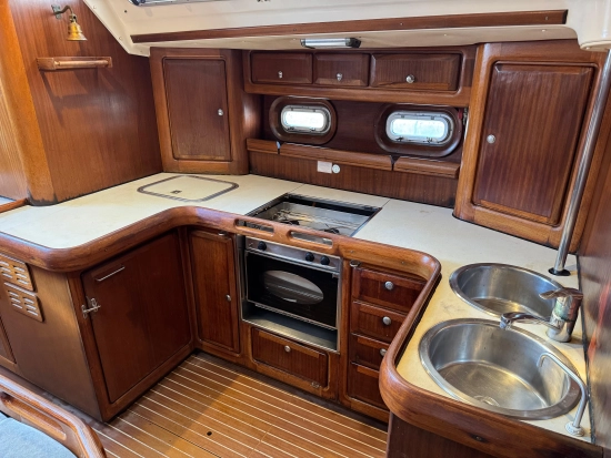 Bavaria Yachts 47 Cruiser preowned for sale