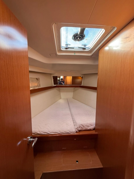 Beneteau Oceanis 43 preowned for sale