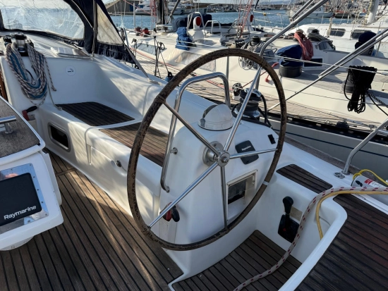 Beneteau Oceanis 43 preowned for sale