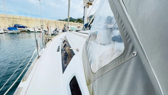 Beneteau Oceanis 34 gebraucht zum verkauf