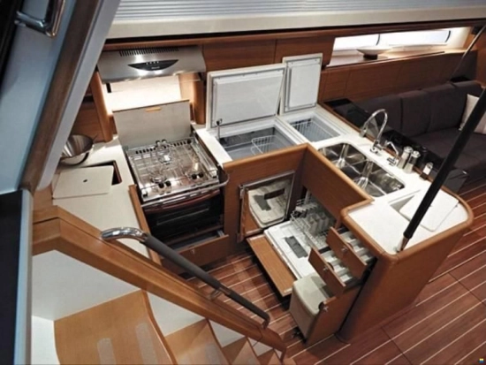 Jeanneau 57 preowned for sale