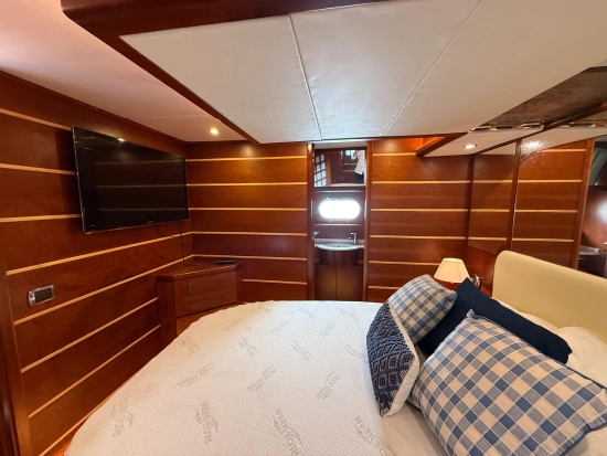 Navalia 60 preowned for sale