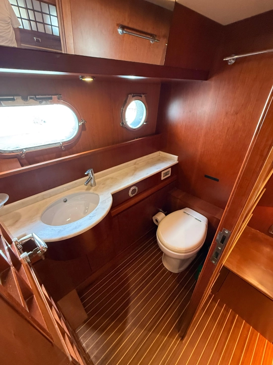 Navalia 60 preowned for sale