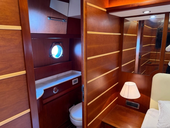 Navalia 60 preowned for sale