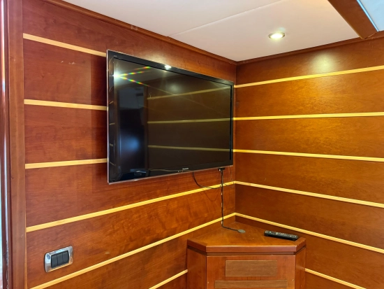 Navalia 60 preowned for sale
