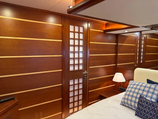 Navalia 60 preowned for sale