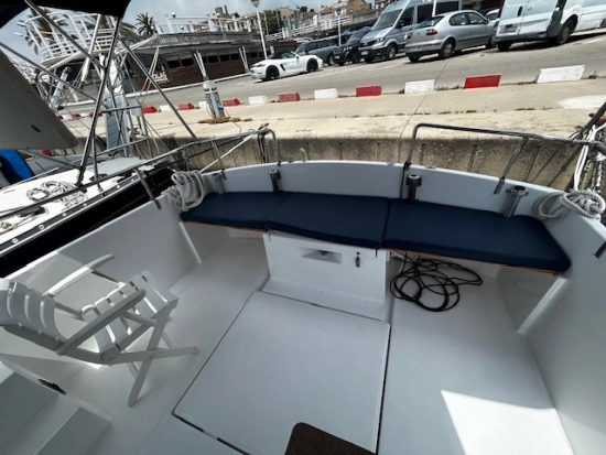 Beneteau Antares 800 preowned for sale