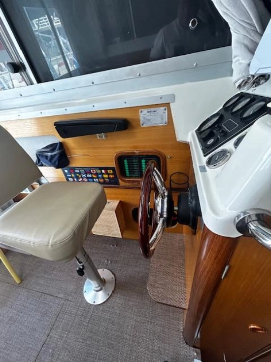 Beneteau Antares 800 preowned for sale