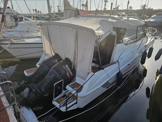 Beneteau Antares 880 HB preowned for sale