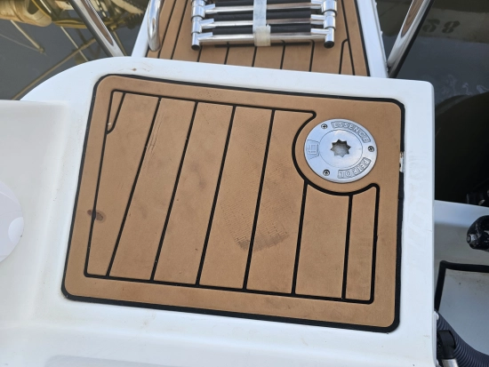 Beneteau Antares 880 HB preowned for sale