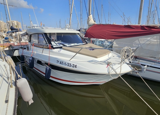 Beneteau Antares 880 HB preowned for sale