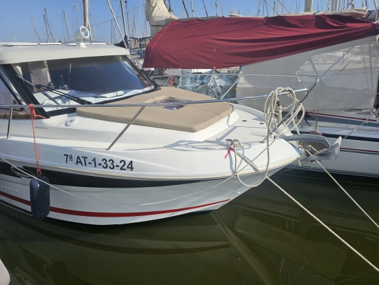 Beneteau Antares 880 HB preowned for sale