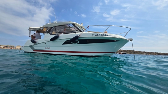 Beneteau Antares 880 HB preowned for sale