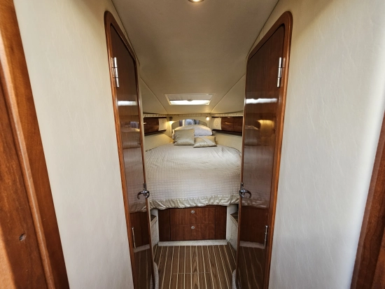 Sea Ray Sundancer 455 preowned for sale