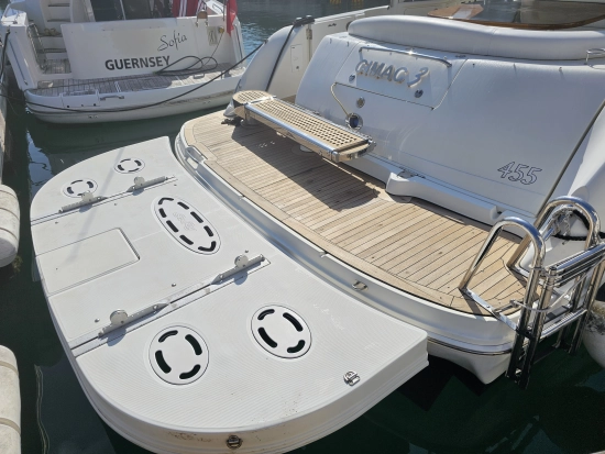 Sea Ray Sundancer 455 preowned for sale