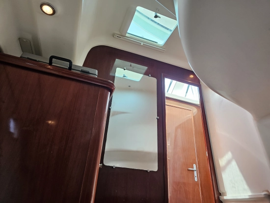 Jeanneau Prestige 32 gebraucht zum verkauf