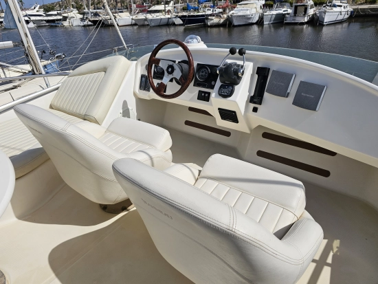 Jeanneau Prestige 32 gebraucht zum verkauf