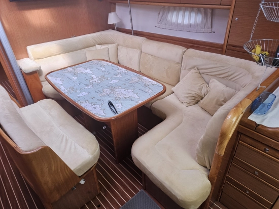 Bavaria Yachts 40 HOLIDAY preowned for sale