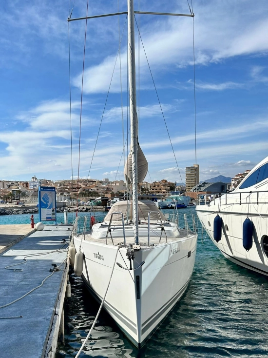 Hanse 445 gebraucht zum verkauf