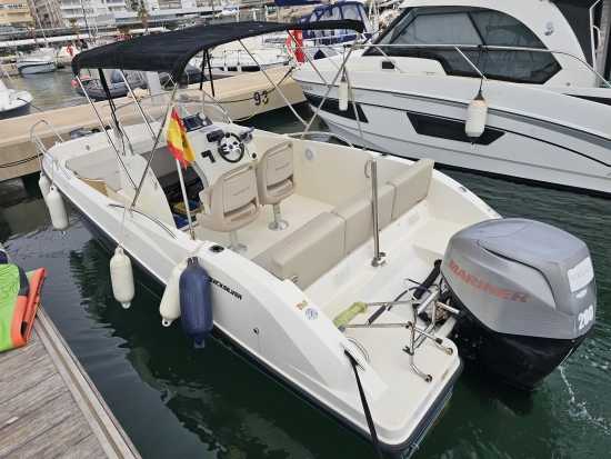 Quicksilver 675 ACTIV gebraucht zum verkauf