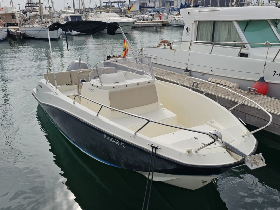 Quicksilver 675 ACTIV gebraucht zum verkauf