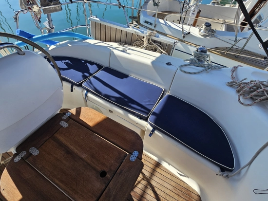 Bavaria Yachts 39 Cruiser preowned for sale